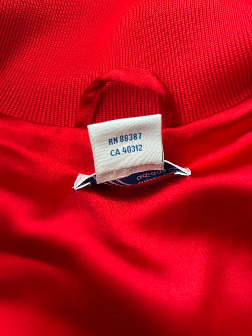 adidas スカジャン