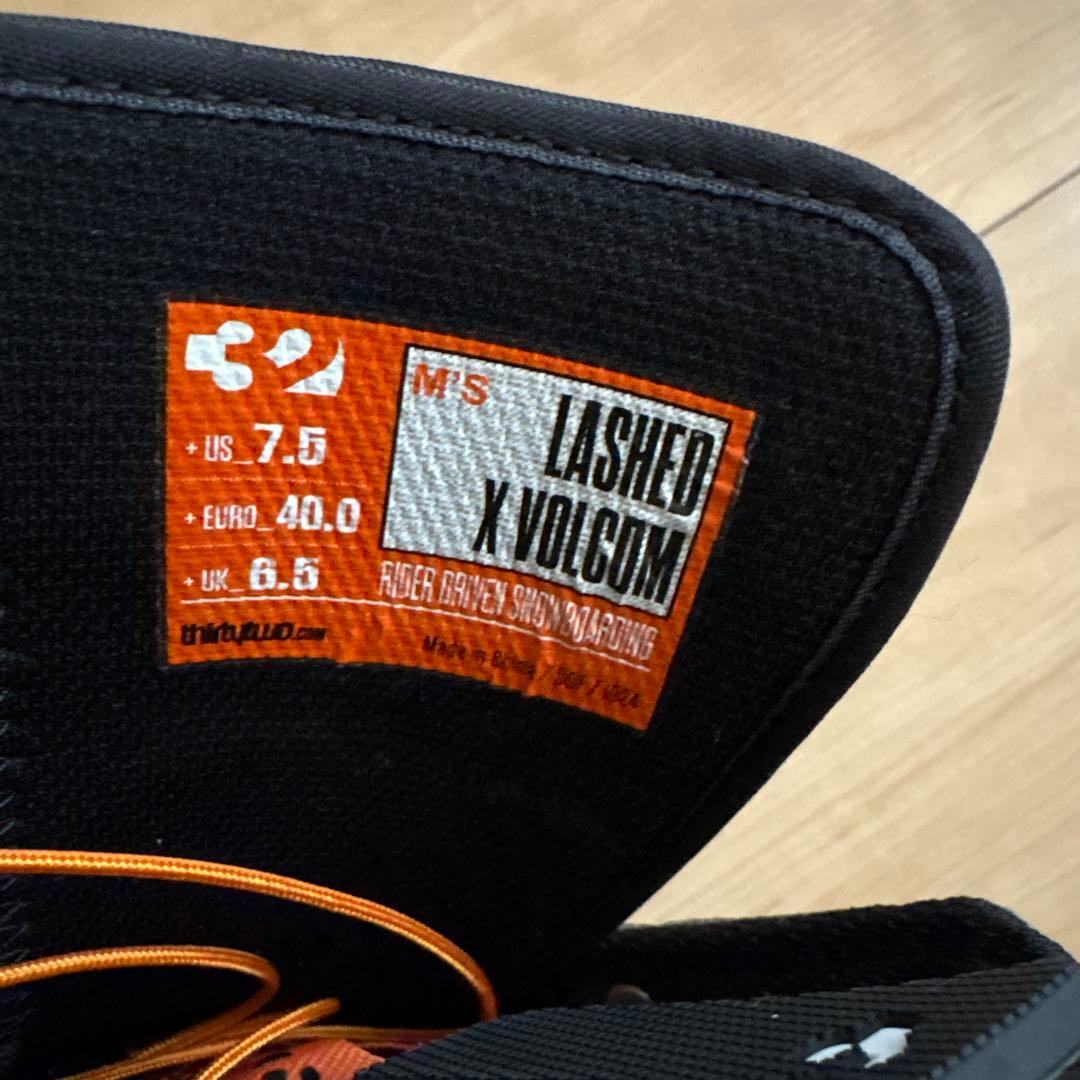 スノーボード THIRTYTWO LASHED X VOLCOM 25.5cm 24-25