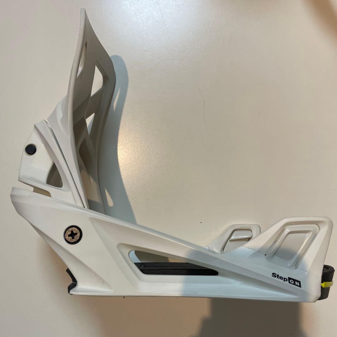バートン　ステップオン　burton STEPON ホワイト　ビンディング