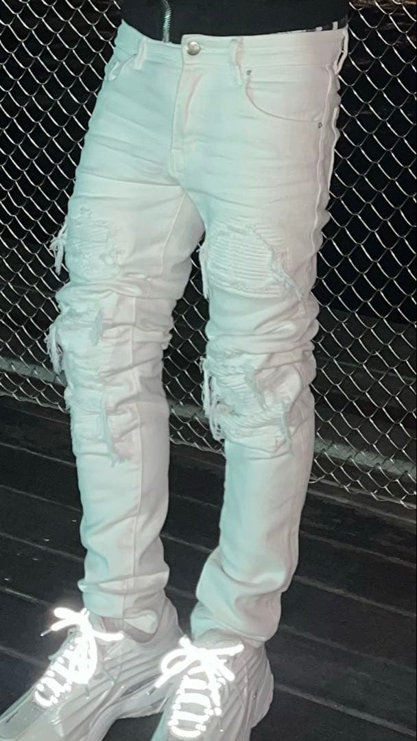 ホワイトデニム スリムフィットパンツ 28