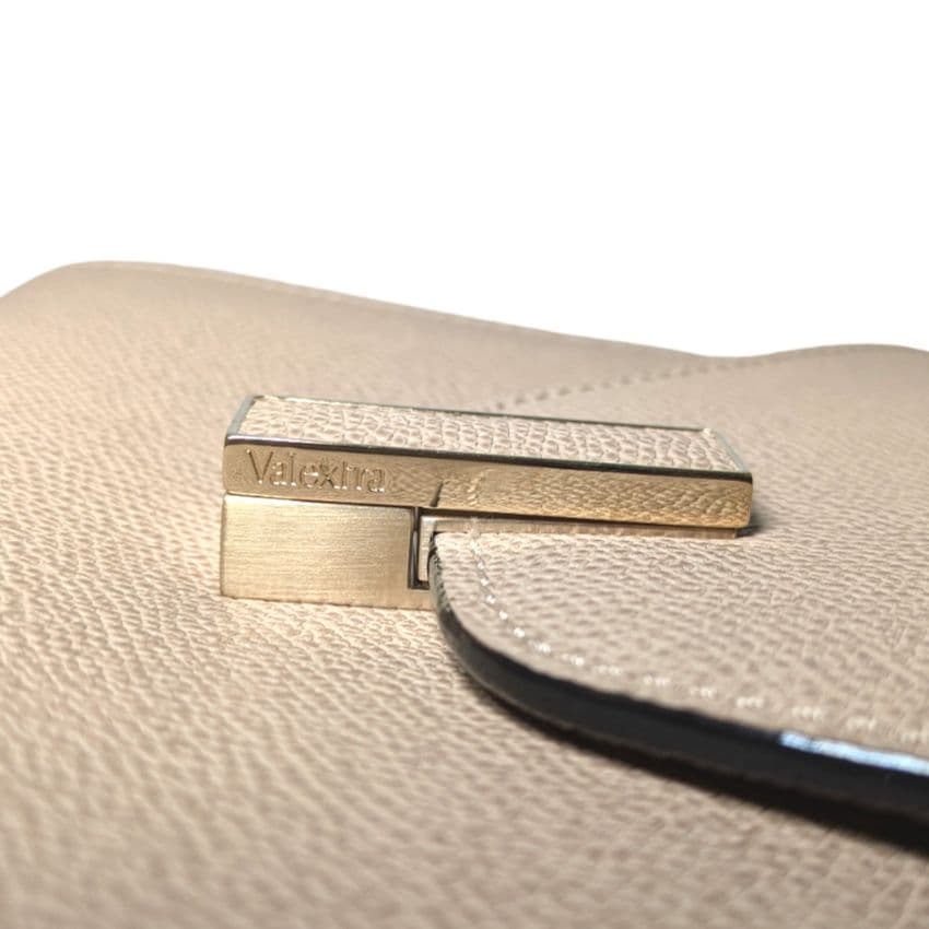 なこ様【極美品】定価59万円Valextra イジィデミニ 2wayバッグ - メルカリ