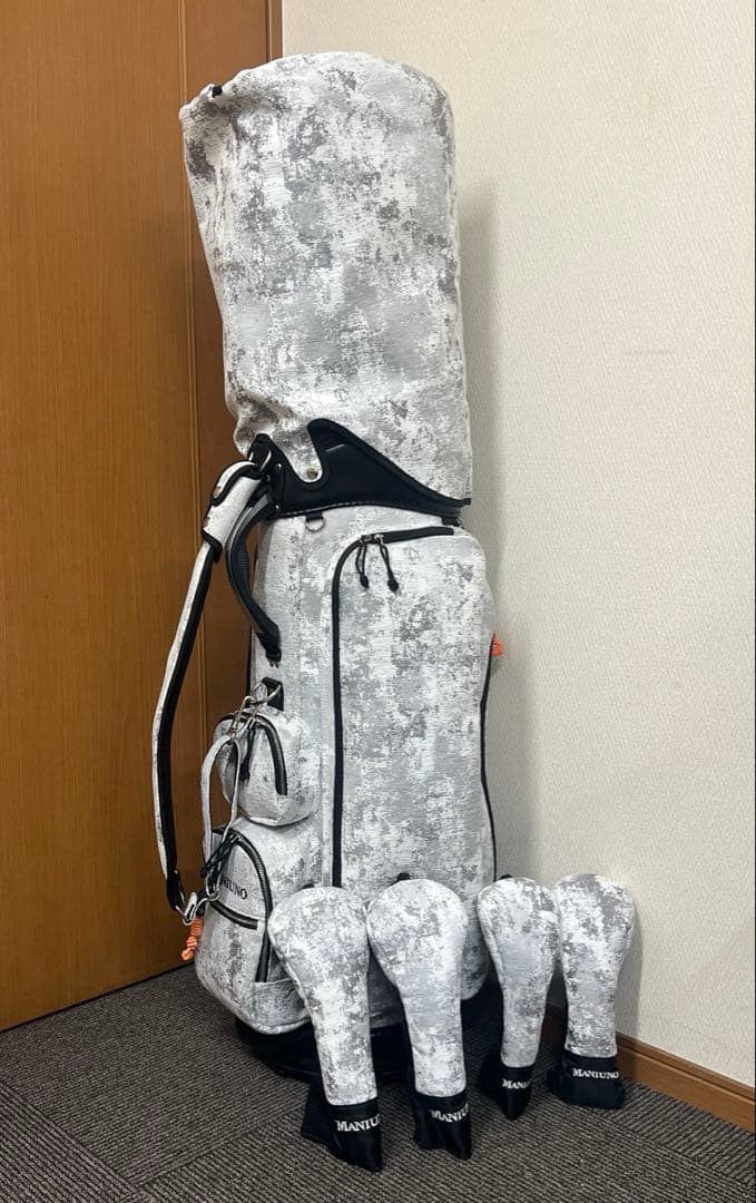 【美品】MANIUNO マニウノ キャディーバック イタリアブランド