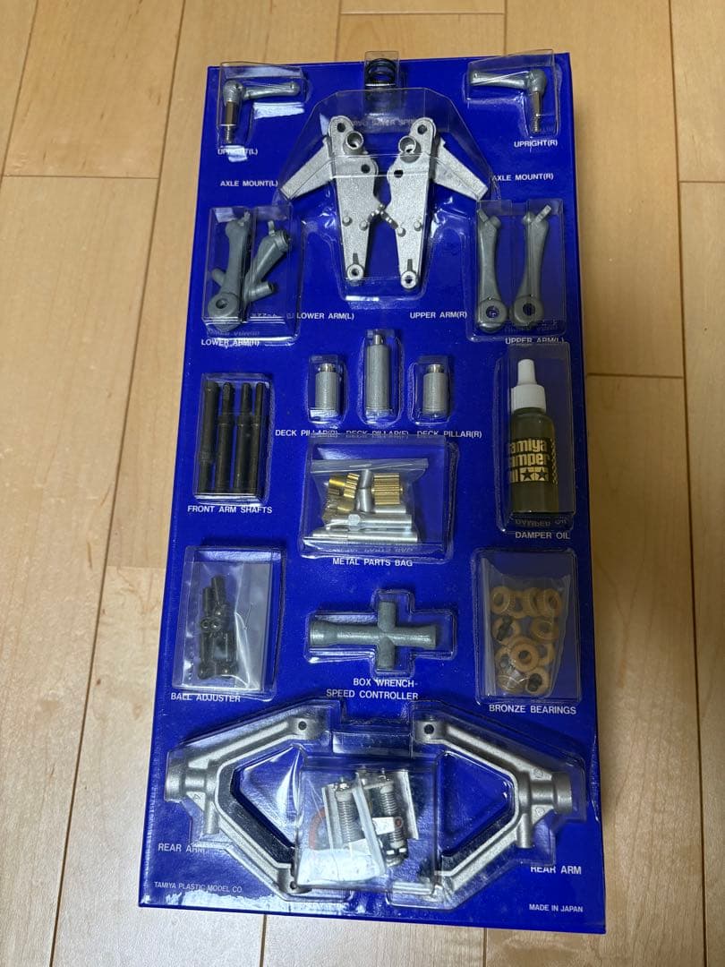 タミヤ1/10ラジコンキット ファイティングバギー1984年