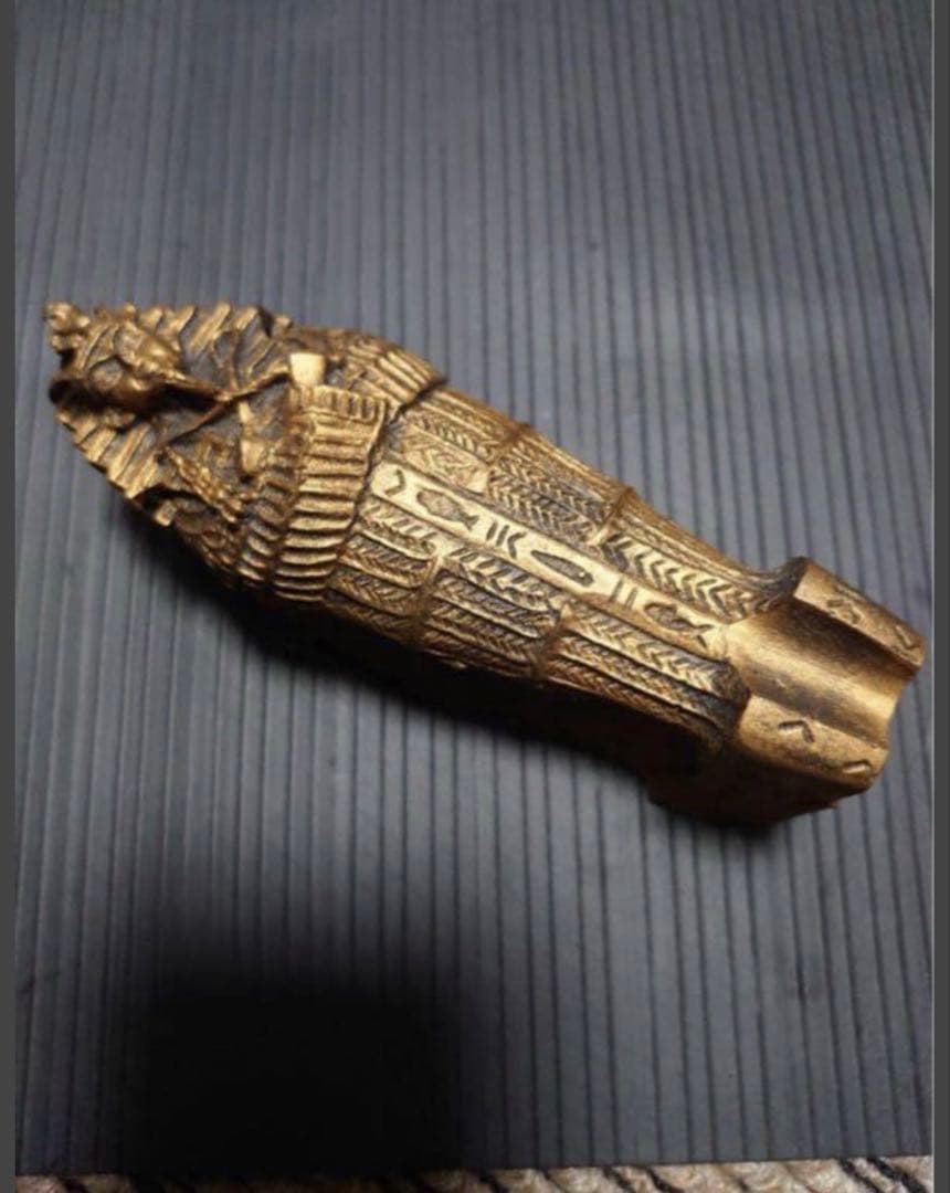 限定 TUTANKHAMON ビルータ 110 ハロウィン特別仕様。 - メルカリ