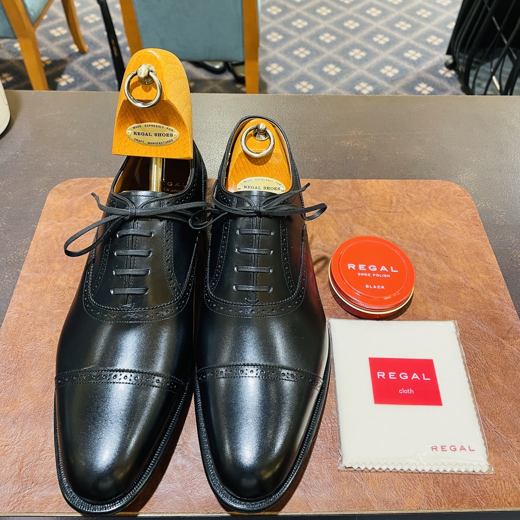 もんぶらんの【02DR ブラック】をハイシャインしてみた | 靴のリーガル