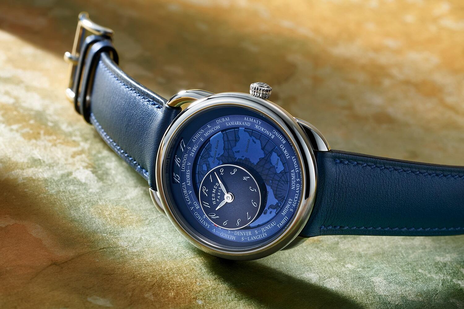 この遊び心こそエルメスらしさ。見目美しく操作して愉しいデュアル