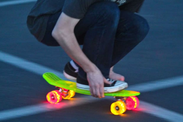 SUNSET サンセット スケートボード 光るウィール 美品 SUNSET サン